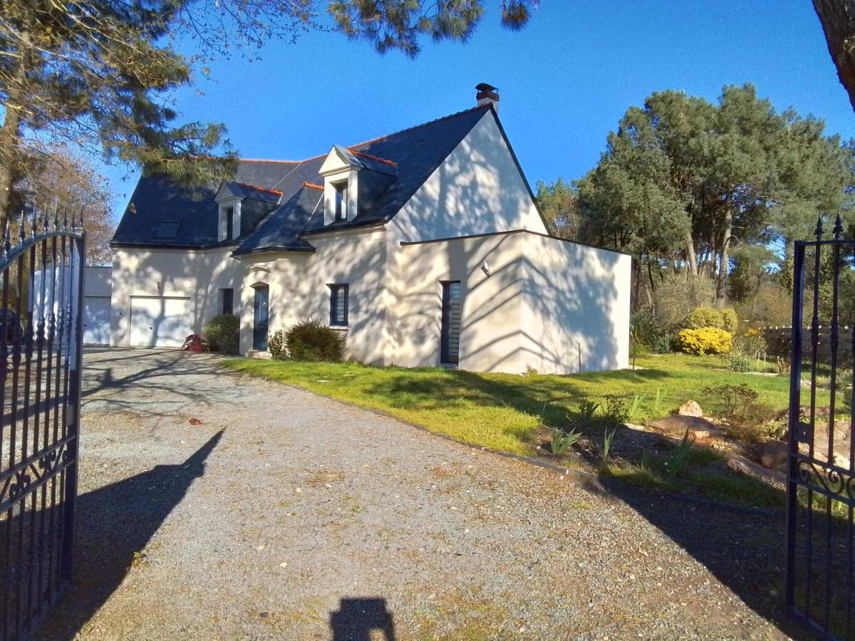 Laie Des Landes Bed & Breakfast Soucelles Bagian luar foto